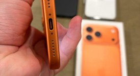 Mint
													Apple iPhone 17 Pro Max - Unlocked, Cosmic Orange, 256 GB, A3257, photo 1 of 5