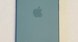 Mint
													Apple iPhone 16 - Unlocked, Teal, 128 GB, A3081, photo 4 of 6