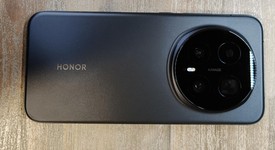 Mint
													Honor Magic8 Pro - Unlocked Non-US, Black, 512 GB, 12 GB, photo 2 of 11