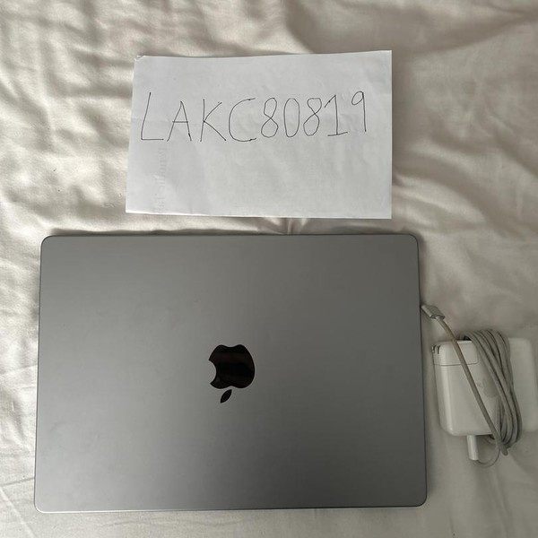 MacBook Pro 2021 - 14 inch - 512 GB, Gray, 16 GB, Apple M1 Pro 8-core