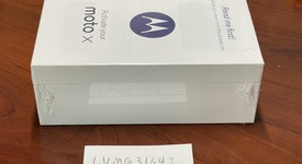New
													Moto X 2014 - Unlocked, Black, 32 GB, XT1095, Pure Edition, photo 5 of 7