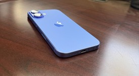 Mint
													Apple iPhone 16 - Unlocked, Ultramarine, 128 GB, A3081, photo 3 of 7