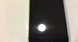Good
													Apple iPhone SE 1st Gen 2016 - AT&T, Grey, 32 GB, A1662, photo 3 of 10
