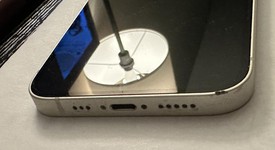 Good
													Apple iPhone 13 - Unlocked, Starlight, 128 GB, A2482, photo 5 of 6