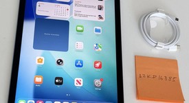 Good
													Apple iPad Air 5th Gen - Wi-Fi, Blue, 64 GB, A2588, photo 1 of 17