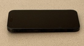 Mint
													Apple iPhone 15 Pro - Unlocked, Black, 256 GB, A2848, photo 4 of 8