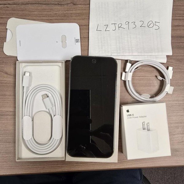 Google Pixel 9 Pro - Unlocked, 128 GB, Hazel, 16 GB, GR83Y