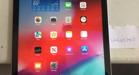 Mint
													Apple iPad 6th Gen - Unlocked, Gray, 32 GB, A1954, photo 1 of 7