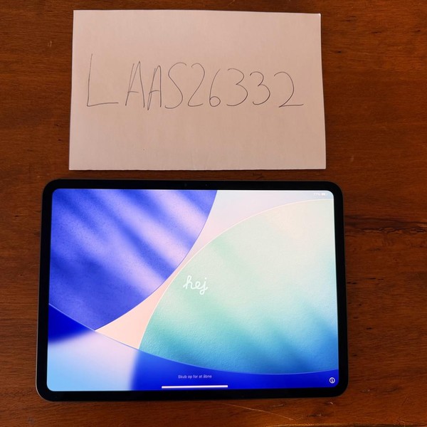 Apple iPad Pro 11 inch (M4) 2024 - Wi-Fi, 256 GB, Black, 8 GB, A2836, Standard Glass