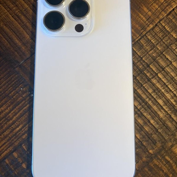 Apple iPhone 16 Pro - Unlocked, 256 GB, White, A3083