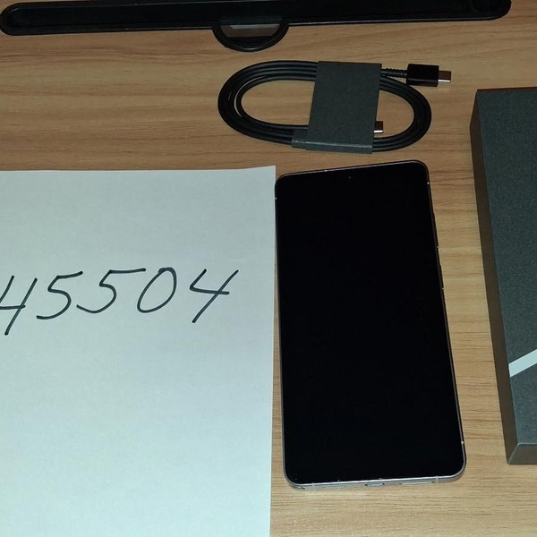 Samsung Galaxy S26 Ultra - Unlocked, 256 GB, Silver Shadow, 12 GB, SM-S948U1