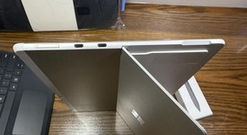 Good
													Microsoft Surface Pro X - SQ2, Platinum, 512 GB, 16 GB, GSM Unlocked, photo 5 of 7