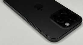 Mint
													Apple iPhone 15 Pro - Unlocked, Black, 256 GB, A2848, photo 5 of 6