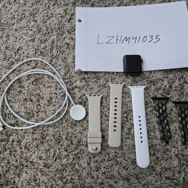 Apple Watch Series 3 38mm - Verizon, Gray, A1860, Aluminum