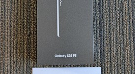 New
													Samsung Galaxy S25 FE - Unlocked, Icy Blue, 128 GB, SM-S731U1, photo 3 of 3