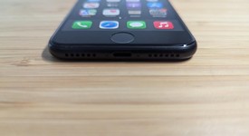 Fair
													Apple iPhone SE 3rd Gen 2022 - Unlocked, Midnight, 64 GB, A2595, photo 3 of 14
