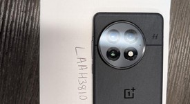 Good
													OnePlus 13 - Unlocked, Black Eclipse, 256 GB, 12 GB, photo 5 of 10