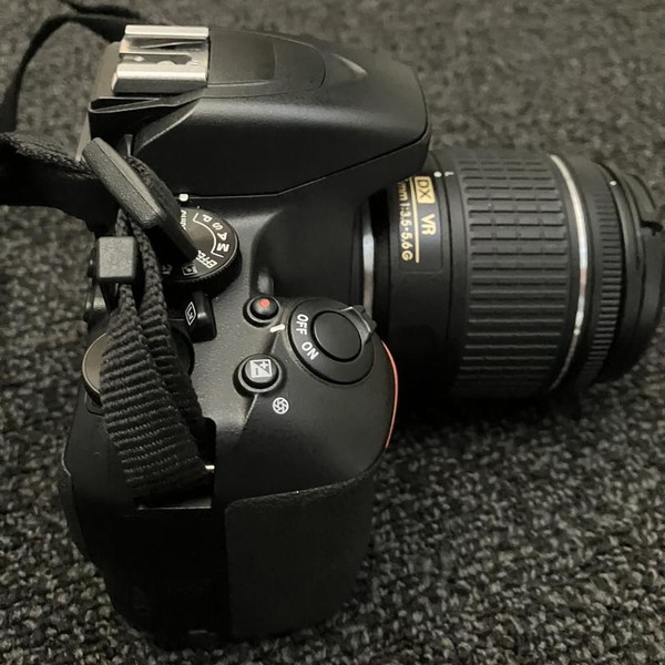 Nikon D3500