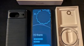 Mint
													Google Pixel 8 - Unlocked, Obsidian, 128 GB, 8 GB, G9BQD, Sub-6 5G, photo 2 of 8