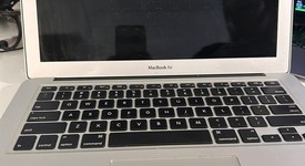 Fair
													MacBook Air 2017 - 13" - I5, Silver, 128 GB, 8 GB, photo 3 of 6