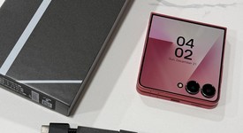 Mint
													Samsung Galaxy Z Flip7 - Unlocked, Coral, 512 GB, 12 GB, SM-F766U1, photo 2 of 7