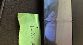 Good
													Samsung Galaxy Z Flip3 5G - Unlocked, Black, 256 GB, 8 GB, SM-F711U1, photo 4 of 6