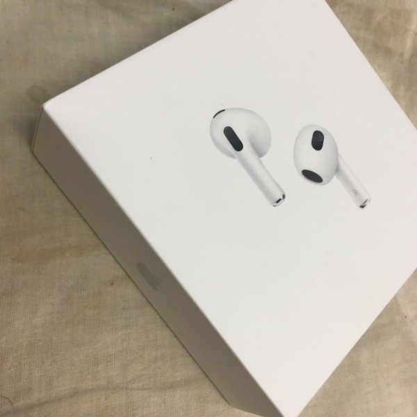 Apple AirPods 3rd Gen - MagSafe Case