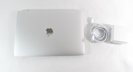Fair
													MacBook Pro 2019 - 13" - I5, Silver, 256 GB, 8 GB, photo 5 of 11