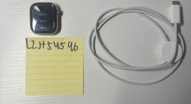 Good
													Apple Watch Series 10 42mm - Unlocked, Gold, A3001 - Cellular, Titanium, photo 4 of 4