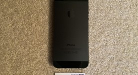 Good
													Apple iPhone 5 - Unlocked, Black, 32 GB, A1428, photo 3 of 4