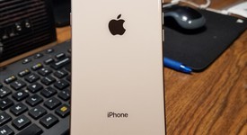 Good
													Apple iPhone 8 - Unlocked, Gold, 64 GB, A1863, photo 4 of 8