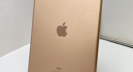 Fair
													Apple iPad 8th Gen - Wi-Fi, Gold, 128 GB, A2270, photo 3 of 7