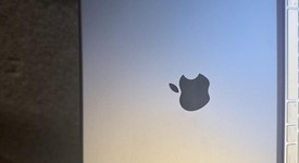 Good
													MacBook Pro 2021 - 14" - Apple M1 Pro 8-core, Silver, 512 GB, 16 GB, photo 2 of 11