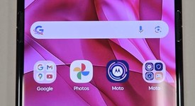 Mint
													Motorola Razr Plus (2024) - Unlocked, Pink, 256 GB, 12 GB, photo 1 of 8