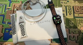 Fair
													Apple Watch Series 7 41mm - Unlocked, Midnight, A2475 - Cellular, Nike, photo 1 of 9