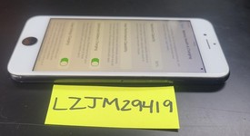 Good
													Apple iPhone SE 2nd Gen 2020 - Unlocked, Black, 64 GB, A2275, photo 3 of 6