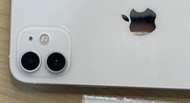 Good
													Apple iPhone 12 - Unlocked Non-US, White, 128 GB, A2402, photo 5 of 6