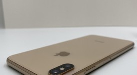 Good
													Apple iPhone Xs Max - Unlocked, Gold, 256 GB, A1921, photo 5 of 5