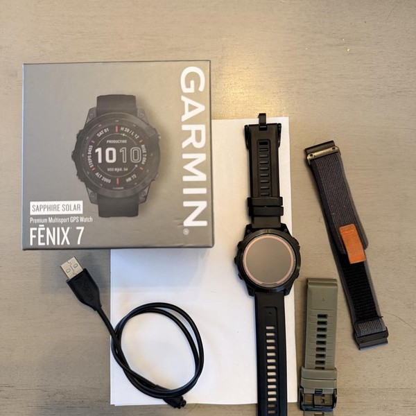 Garmin Fenix 7 - Black, Sapphire Solar