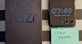 Mint
													Motorola Razr (2025) - Verizon, Blue, 256 GB, 8 GB, photo 1 of 10