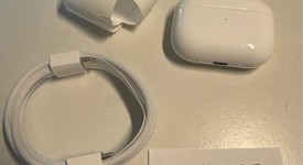 Used
													Apple AirPods Pro 2nd Gen - USB-C, photo 1 of 3