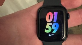 Good
													Apple Watch SE 2nd Gen 44mm - T-Mobile, Midnight, A2727 - Cellular, Aluminum, photo 6 of 6