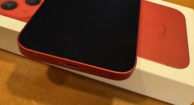 Mint
													Apple iPhone 13 - Unlocked, Red, 128 GB, A2482, photo 4 of 6