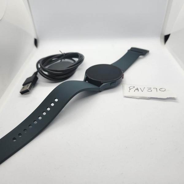 Samsung Galaxy Watch5 - Unlocked, Graphite, 40mm