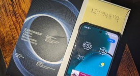Mint
													Xiaomi 15 - Unlocked, Black, 512 GB, 16 GB, photo 1 of 14