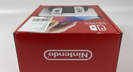 New
													Nintendo Switch - OLED - White, 64 GB, photo 3 of 6