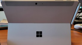 Mint
													Microsoft Surface Go - Wi-Fi, Silver, 128 GB, 8 GB, photo 2 of 7