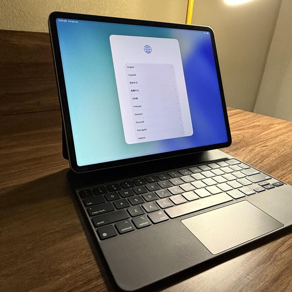 Apple iPad Pro 12.9 inch 6th Gen 2022 - Wi-Fi, 1 TB, Gray