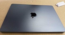 Fair
													MacBook Air 2022 - 13" - Apple M2, Midnight, 256 GB, 8 GB, photo 3 of 7