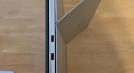 Good
													Microsoft Surface Pro 10 - Wi-Fi, Platinum, 512 GB, 16 GB, photo 3 of 9